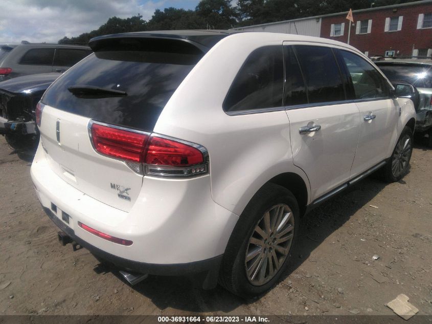 2013 LINCOLN MKX - 2LMDJ8JK1DBL15813