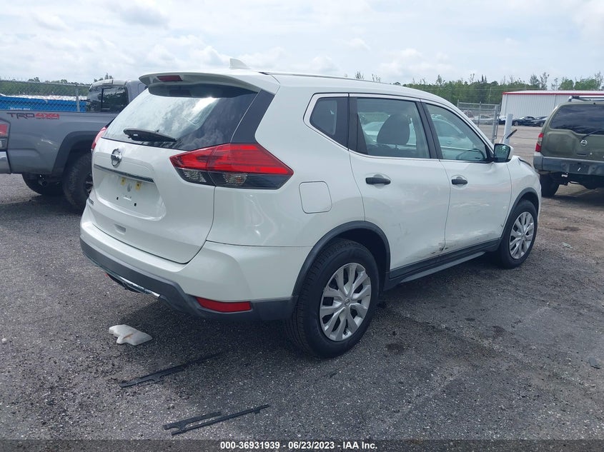 VIN KNMAT2MTXHP575284 2017 NISSAN ROGUE S/SV