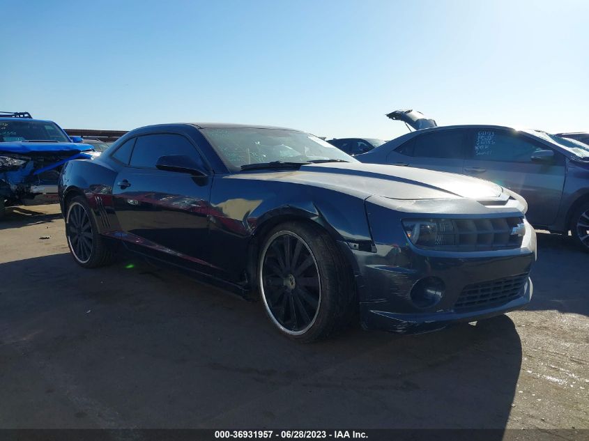 2013 CHEVROLET CAMARO LS - 2G1FA1E39D9244279
