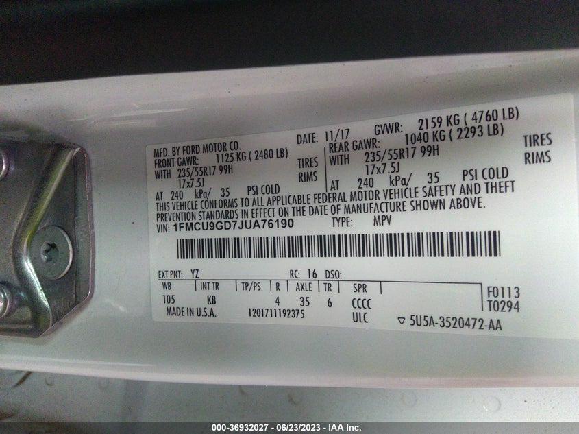 VIN 1FMCU9GD7JUA76190 2018 FORD ESCAPE SE
