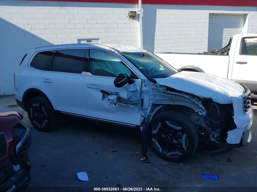 VIN 5XYP6DGC0PG330374 2023 KIA TELLURIDE S