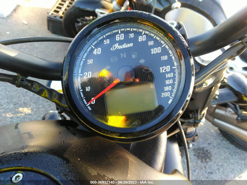 2021 INDIAN MOTORCYCLE CO. SCOUT BOBBER ABS 56KMTA002M3179669