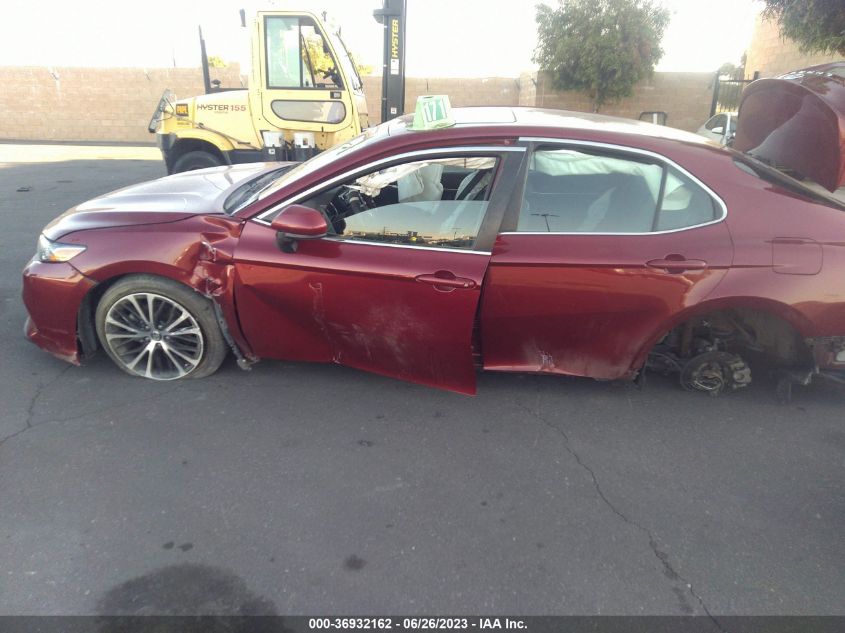 2018 TOYOTA CAMRY SE - 4T1B11HK1JU503866