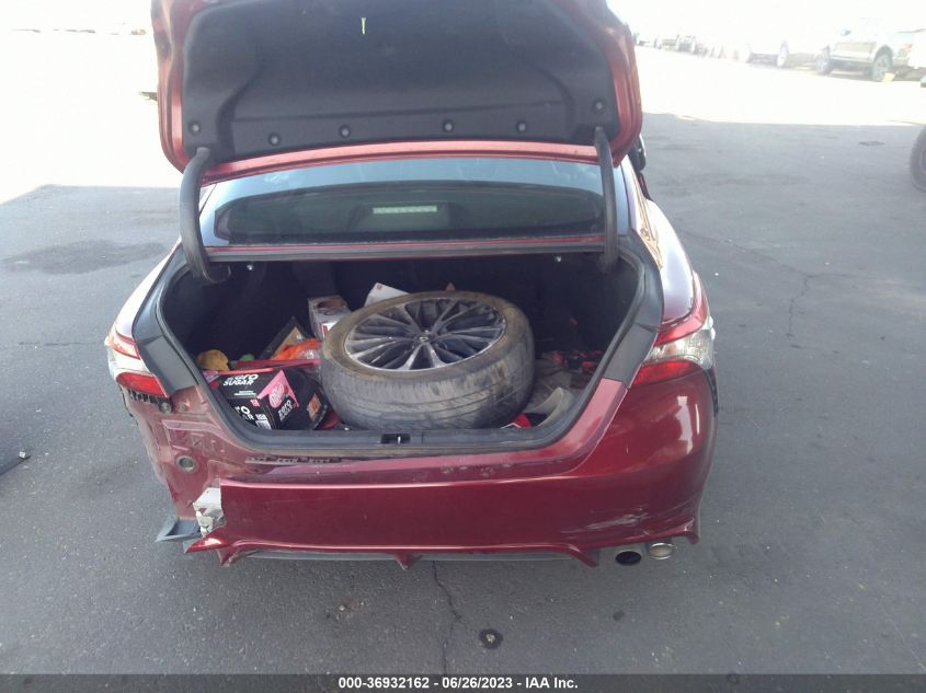 2018 TOYOTA CAMRY SE - 4T1B11HK1JU503866
