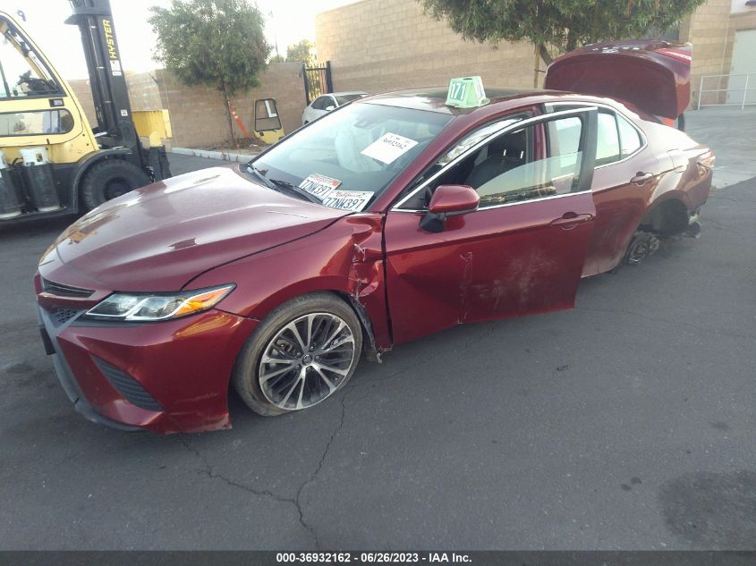 2018 TOYOTA CAMRY SE - 4T1B11HK1JU503866