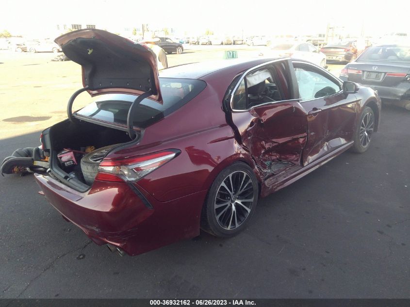 2018 TOYOTA CAMRY SE - 4T1B11HK1JU503866