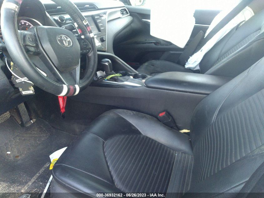 2018 TOYOTA CAMRY SE - 4T1B11HK1JU503866