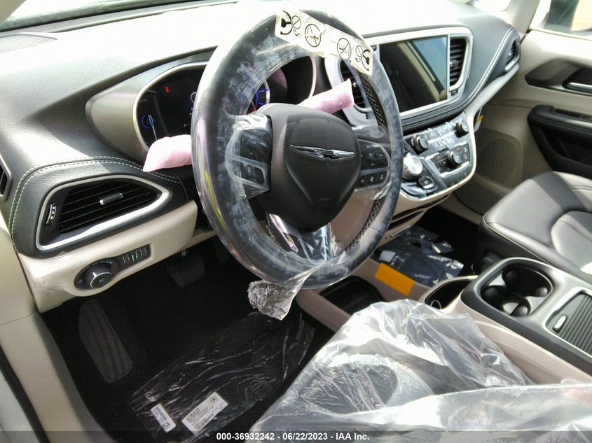 VIN 2C4RC1L74PR579832 2023 CHRYSLER PACIFICA HYBRID TOURING L