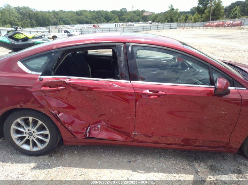 2017 FORD FUSION SE - 3FA6P0H70HR392700