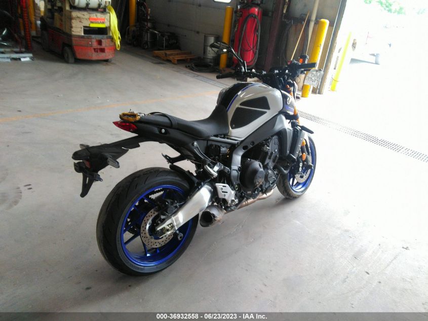 2022 YAMAHA MT09 D JYARN72E4NA000915