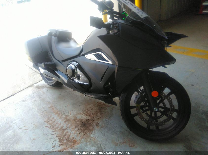 JH2RC8114JK300092 HONDA NC700JD 2018