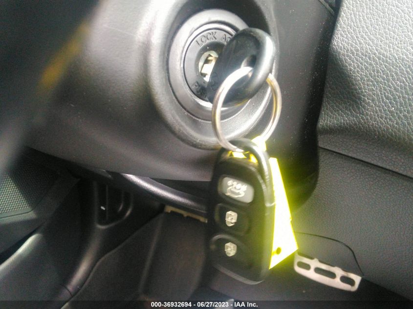 2013 HYUNDAI ELANTRA GT - KMHD35LE1DU098737