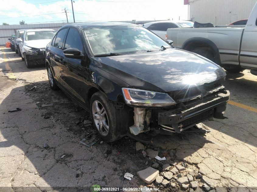 2014 VOLKSWAGEN JETTA SEDAN SE - 3VWD07AJ6EM233707