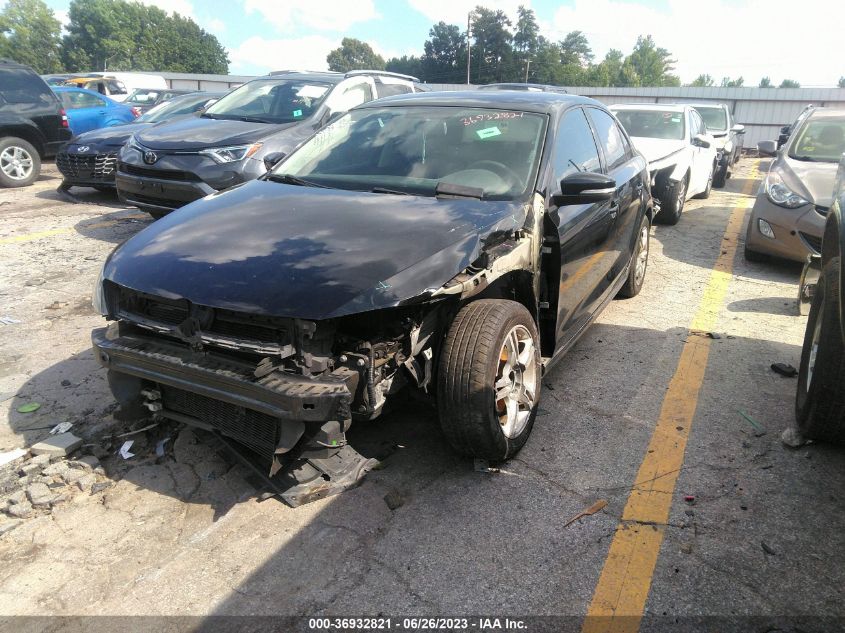 2014 VOLKSWAGEN JETTA SEDAN SE - 3VWD07AJ6EM233707