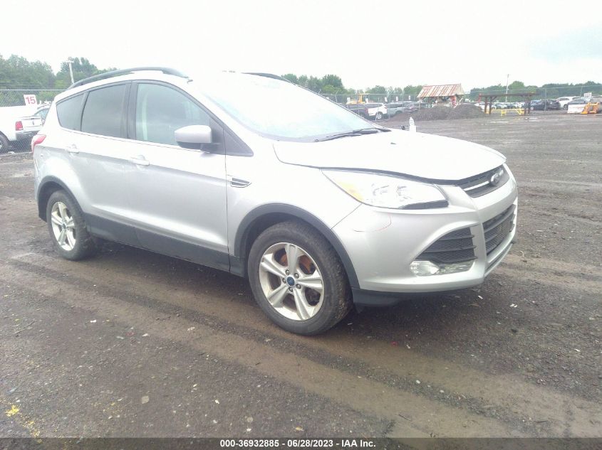 2016 FORD ESCAPE SE - 1FMCU9GX7GUB86613