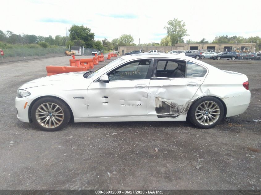 2016 BMW 5 SERIES 528I XDRIVE - WBA5A7C5XGG150862