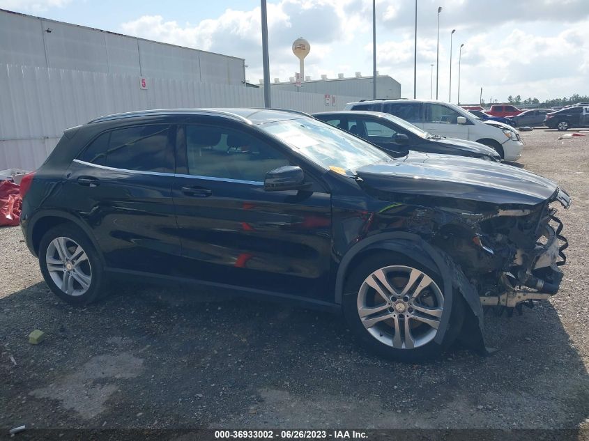 2015 MERCEDES-BENZ GLA-CLASS GLA 250 - WDCTG4EB7FJ125164