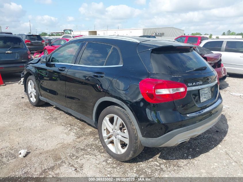 2015 MERCEDES-BENZ GLA-CLASS GLA 250 - WDCTG4EB7FJ125164