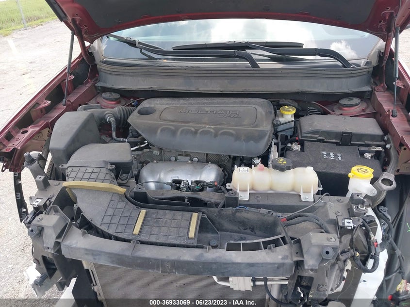 VIN 1C4PJLLB7KD403866 2019 JEEP CHEROKEE LATITUDE PLUS