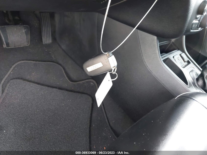 VIN 1C4PJLLB7KD403866 2019 JEEP CHEROKEE LATITUDE PLUS