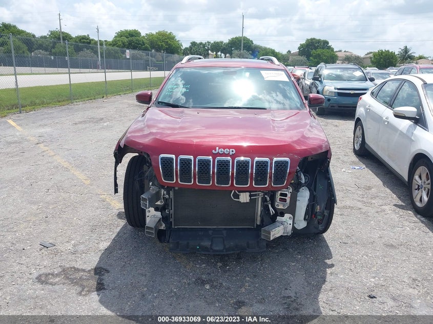 VIN 1C4PJLLB7KD403866 2019 JEEP CHEROKEE LATITUDE PLUS