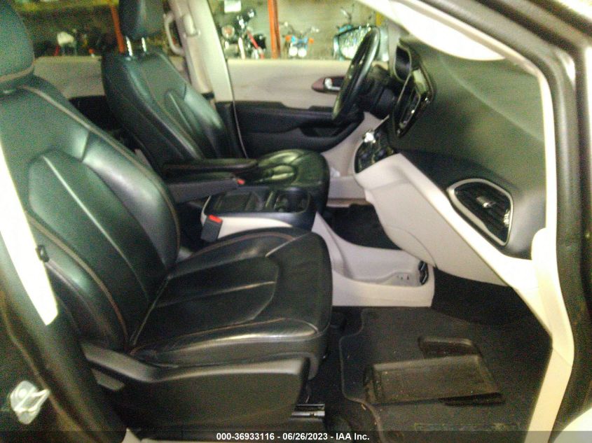 2017 CHRYSLER PACIFICA TOURING-L - 2C4RC1BG3HR676636