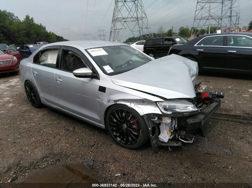 2014 VOLKSWAGEN JETTA SEDAN GLI - 3VW4T7AJ2EM230021