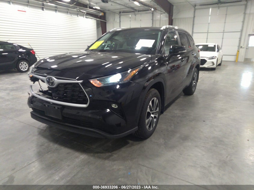 VIN 5TDKDRBH3PS030458 2023 TOYOTA HIGHLANDER LE