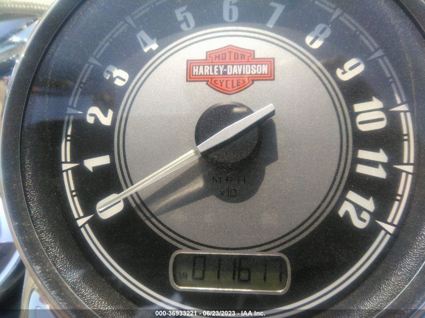 2013 HARLEY-DAVIDSON FLSTC HERITAGE SOFTAIL CLASSIC - 1HD1BWV31DB041962