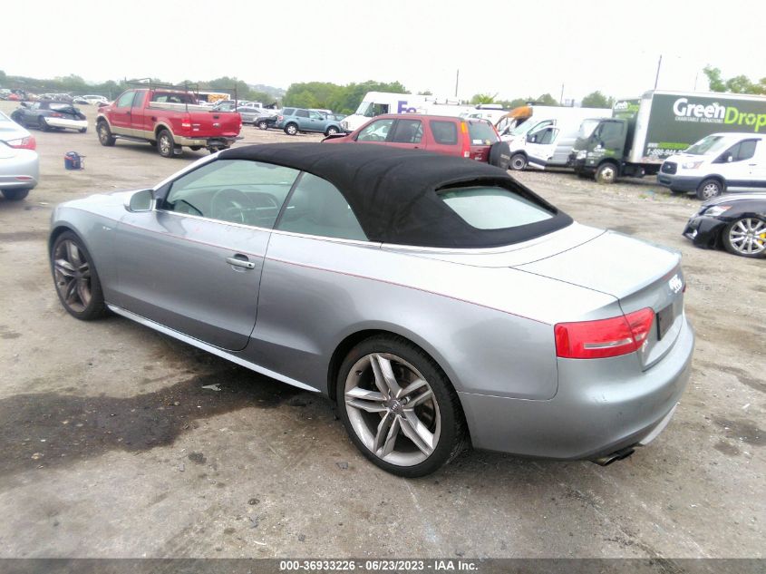 WAUVGAFHXBN004256 2011 AUDI S5, photo no. 3