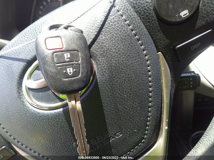 2014 TOYOTA RAV4 XLE - JTMWFREV2EJ014520