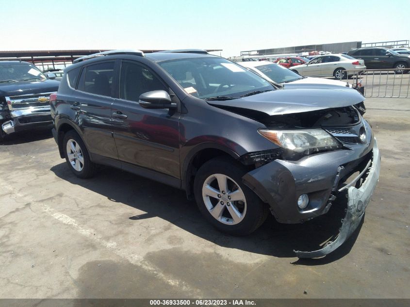 2014 TOYOTA RAV4 XLE - JTMWFREV2EJ014520