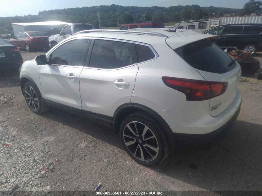 2018 NISSAN ROGUE SPORT SL - JN1BJ1CP9JW101365