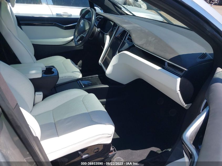 2016 TESLA MODEL X 70D/90D/75D/60D 5YJXCAE23GF015254