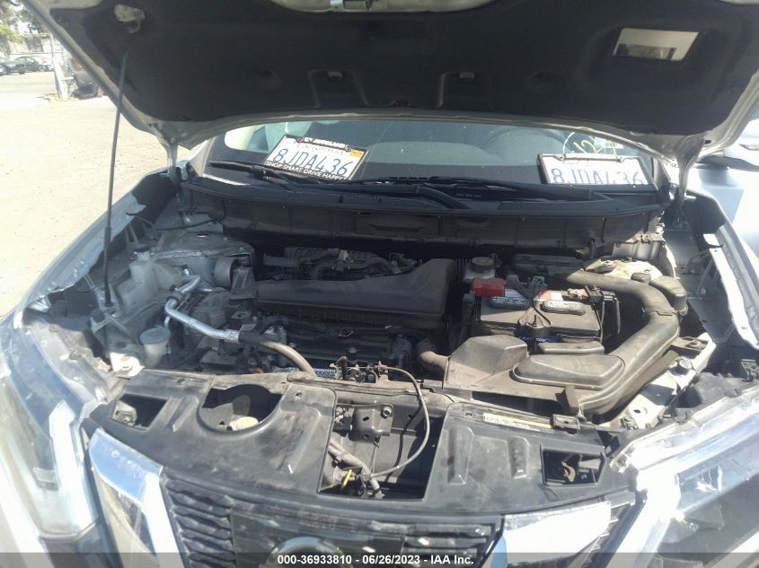 2017 NISSAN ROGUE SV - KNMAT2MT4HP587852