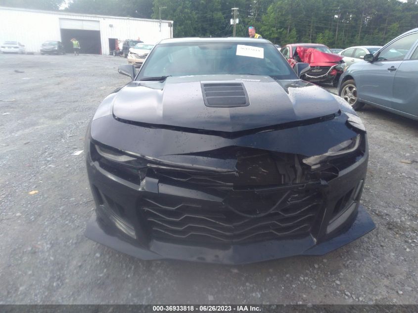 2015 CHEVROLET CAMARO SS - 2G1FH1EJ2F9208883
