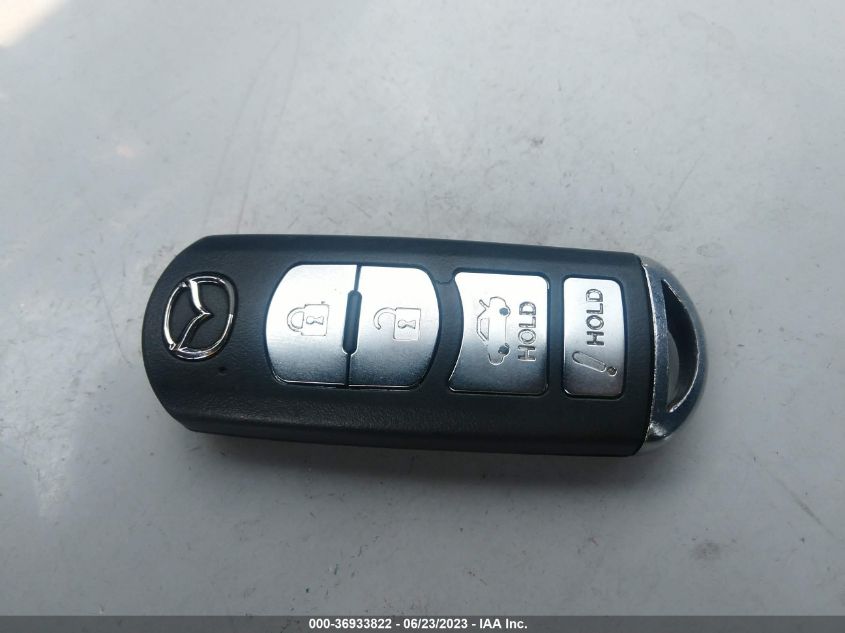 2018 MAZDA MAZDA3 GS - JM1BN1V77J1175900