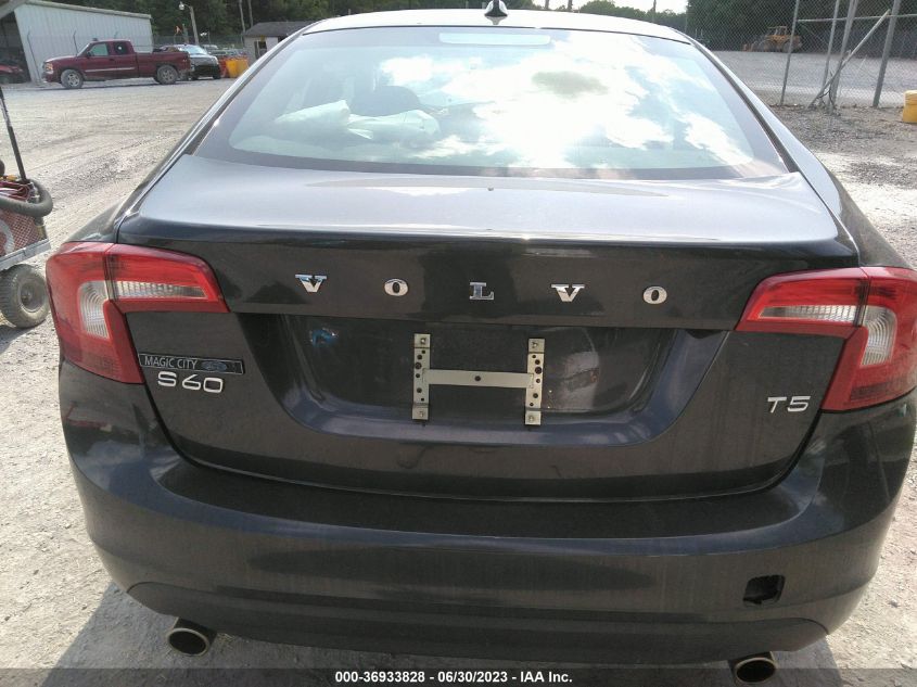 2013 VOLVO S60 T5 - YV1612FS9D2225808