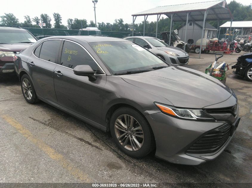 2018 TOYOTA CAMRY LE/SE/XLE/L - 4T1B11HK1JU640855