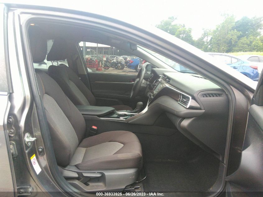 2018 TOYOTA CAMRY LE/SE/XLE/L - 4T1B11HK1JU640855