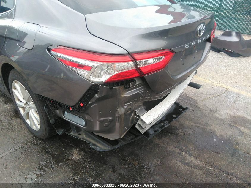 2018 TOYOTA CAMRY LE/SE/XLE/L - 4T1B11HK1JU640855
