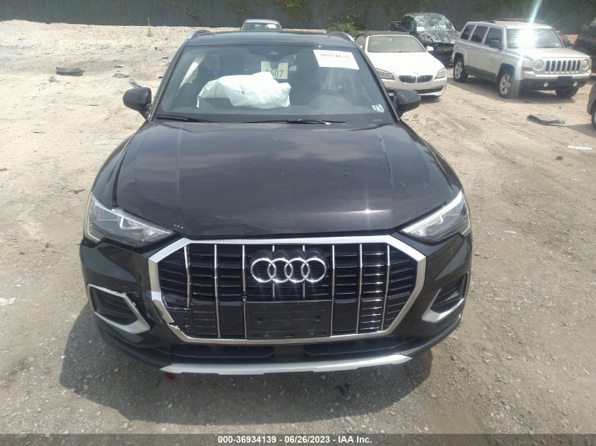 WA1AECF30L1125002 Audi Q3 PREMIUM 12