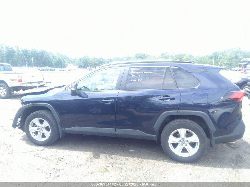 2020 TOYOTA RAV4 XLE - 2T3P1RFV2LC136053