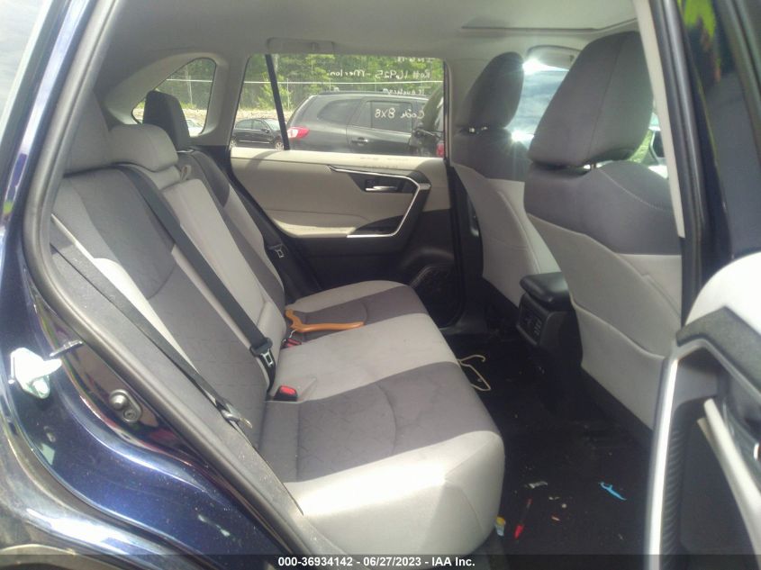 2020 TOYOTA RAV4 XLE - 2T3P1RFV2LC136053