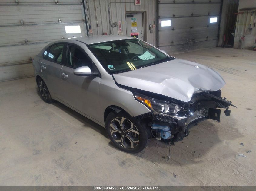 3KPF24AD0LE234812 Kia Forte LXS