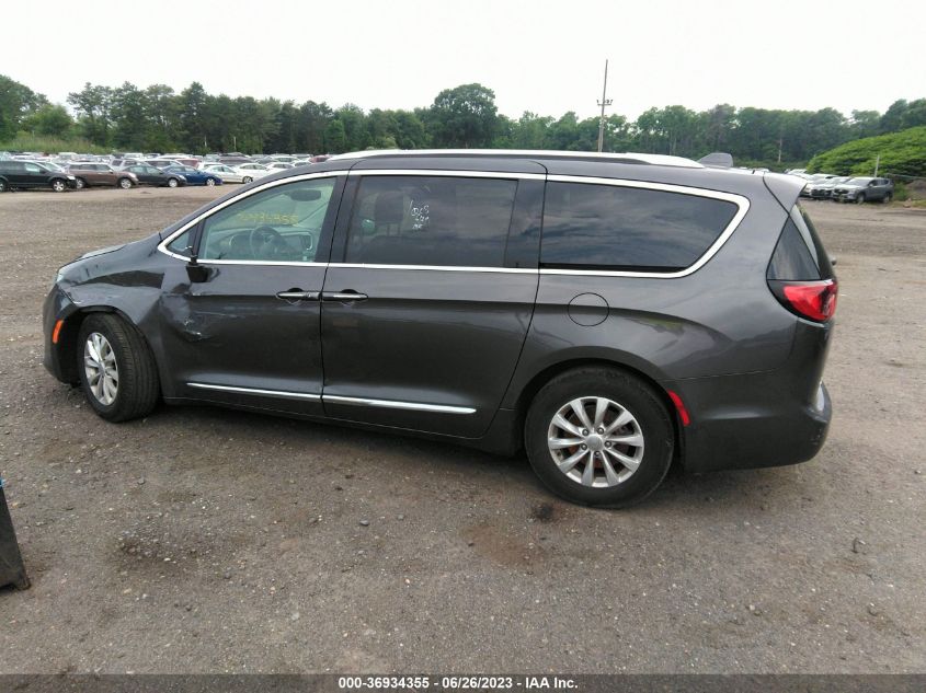 2019 CHRYSLER PACIFICA TOURING L - 2C4RC1BG3KR733571