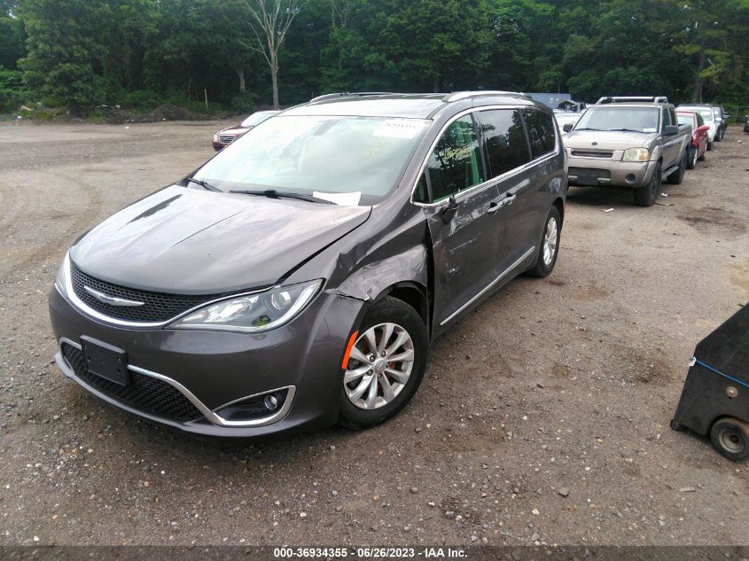 2019 CHRYSLER PACIFICA TOURING L - 2C4RC1BG3KR733571