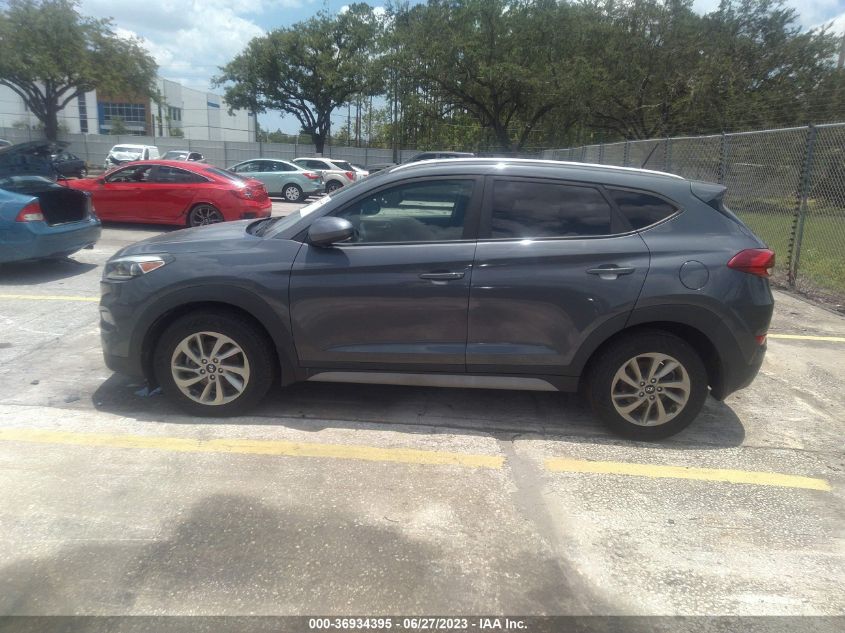 2017 HYUNDAI TUCSON SE - KM8J3CA47HU498745