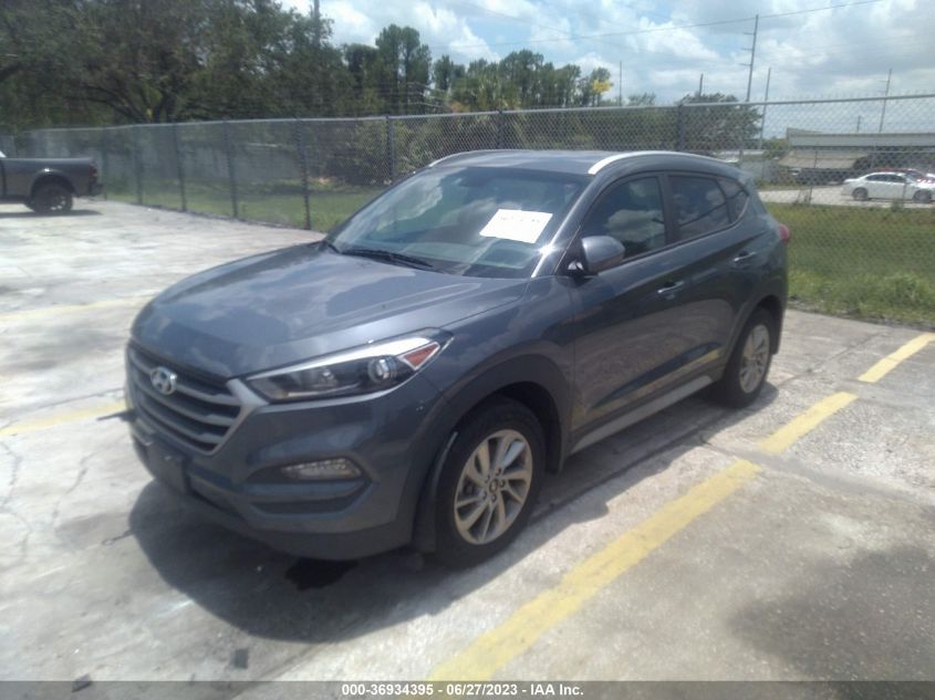 2017 HYUNDAI TUCSON SE - KM8J3CA47HU498745