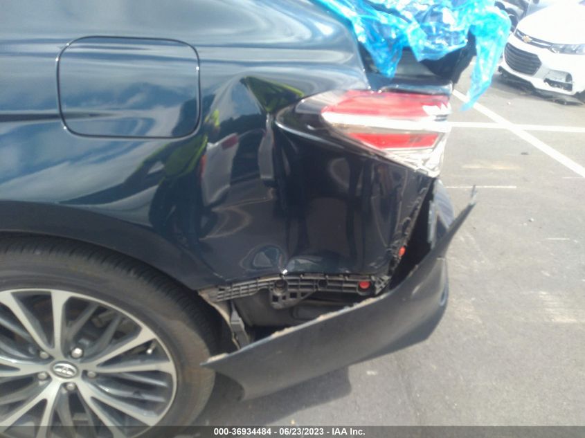 2019 TOYOTA CAMRY SE - 4T1B11HK0KU256423